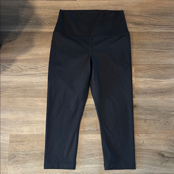 Yogalicious Solid Black Shorts Size 1X (Plus) - 46% off